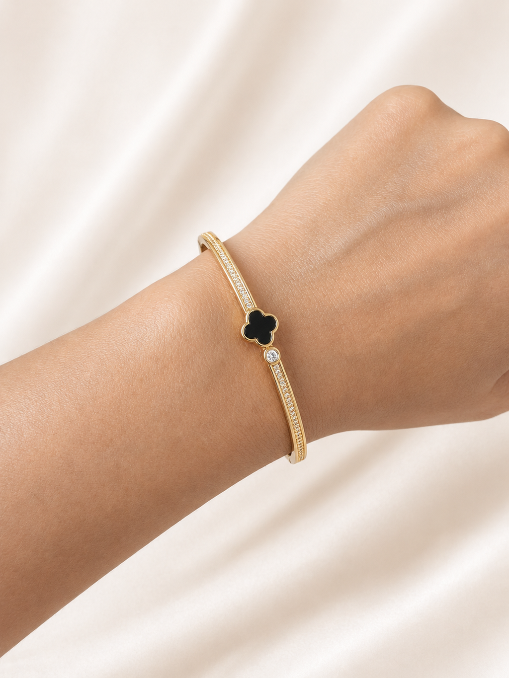 Midnight Clover Bangle